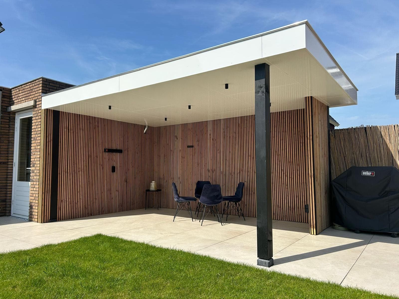 Houten overkapping en pergola door De Graaf