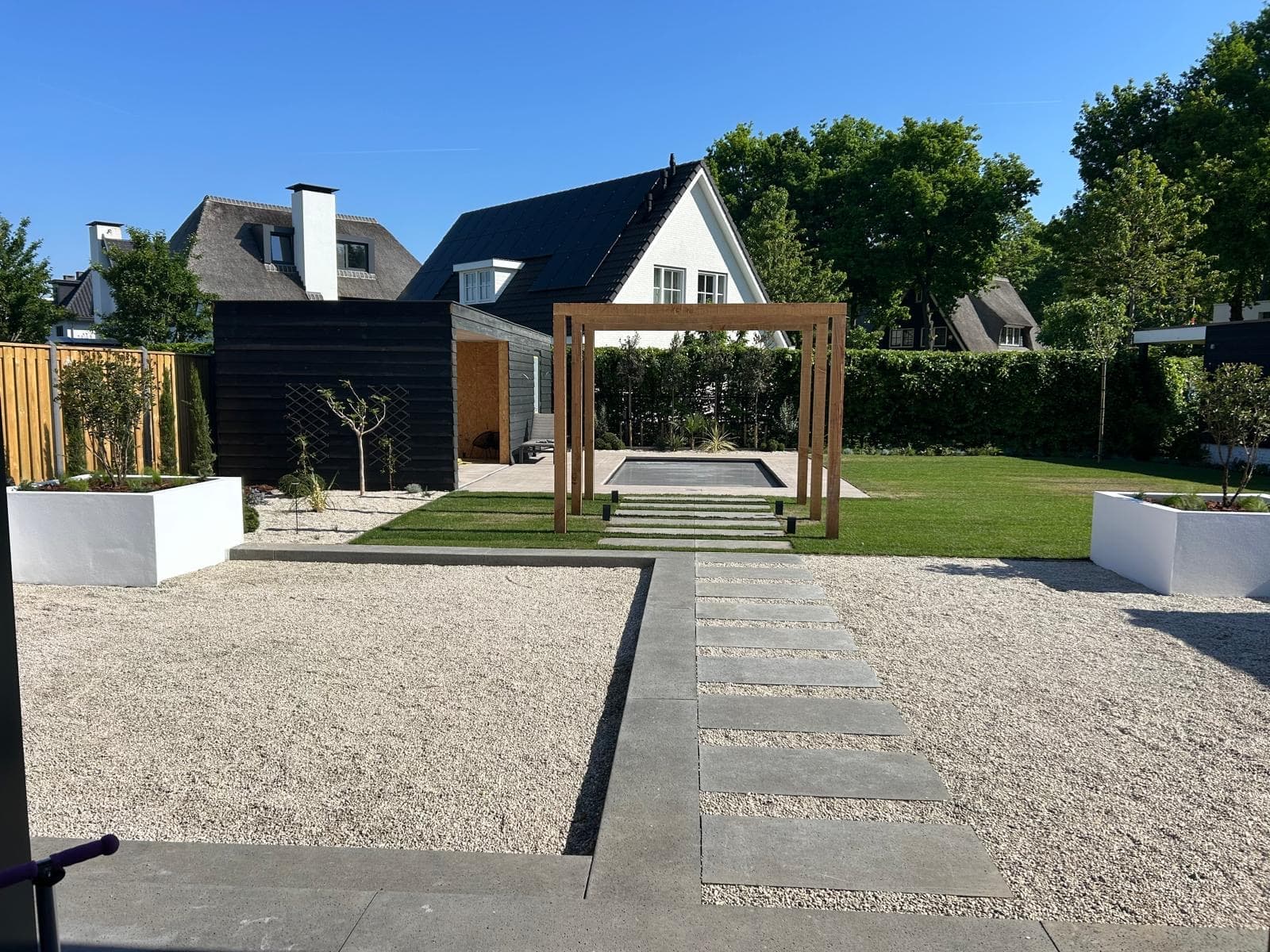 Project in Zundert door De Graaf Tuin en Interieur