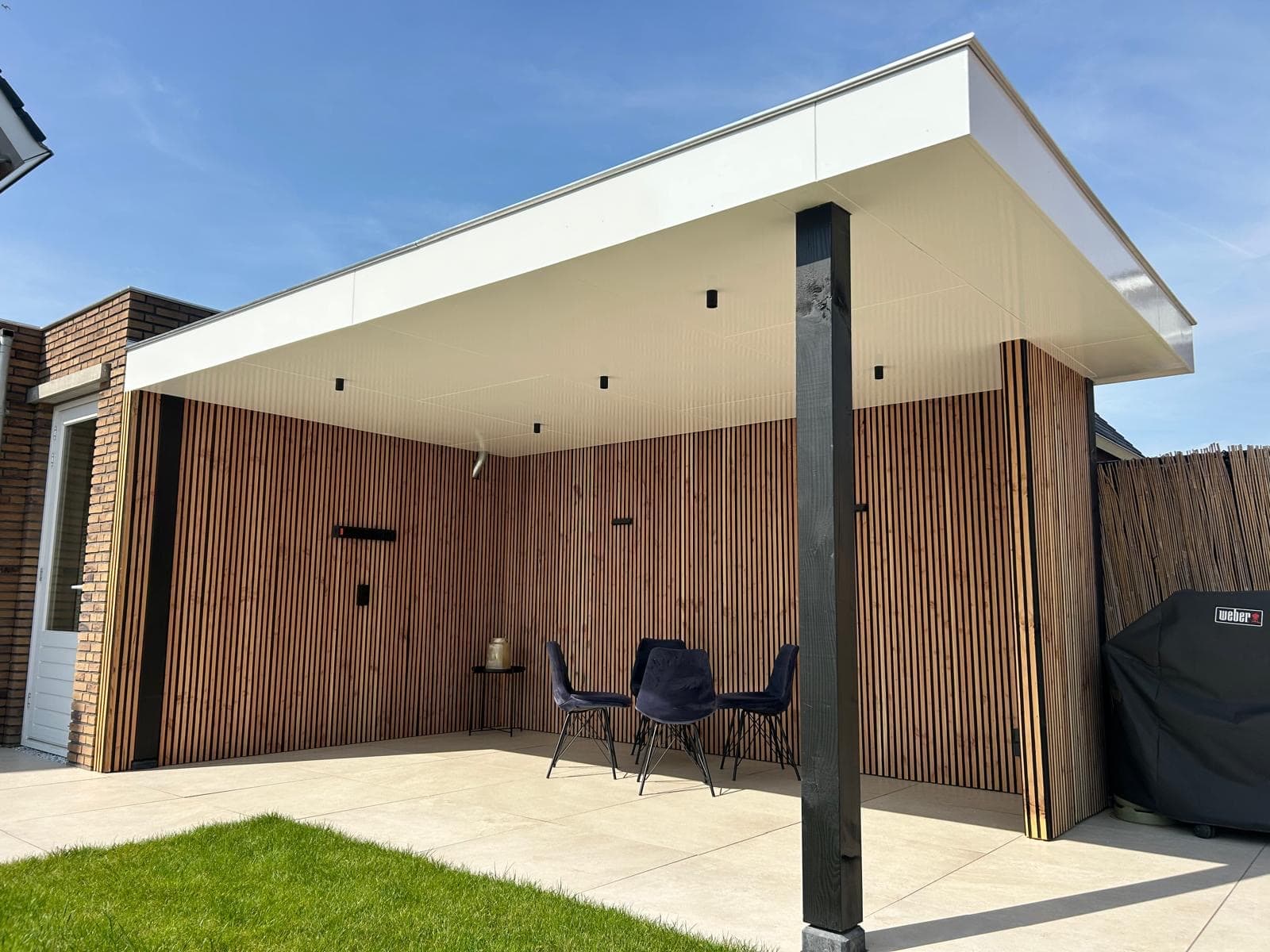 Project van De Graaf in Made
